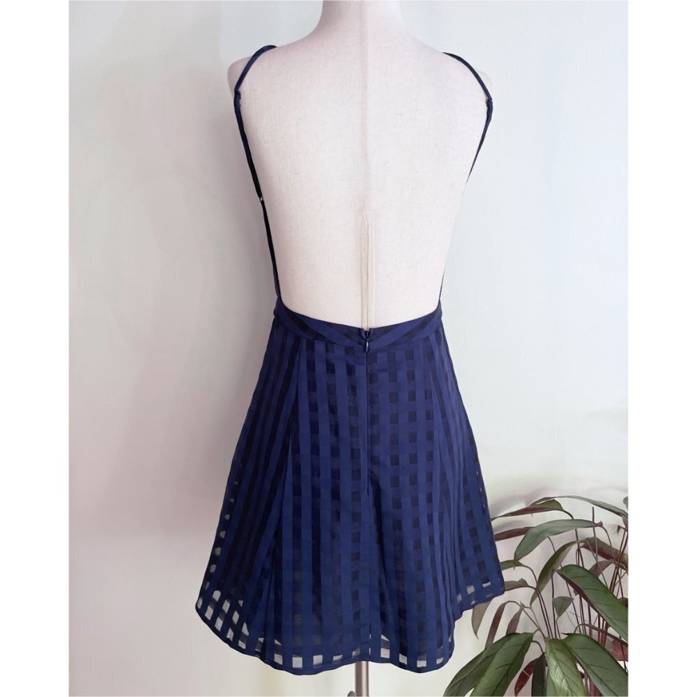 Euc Nbd Animosity Checked Windowpane Mini Blue Ba… - image 7